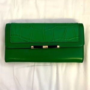DVF leather continental style wallet, emerald green, pre owned